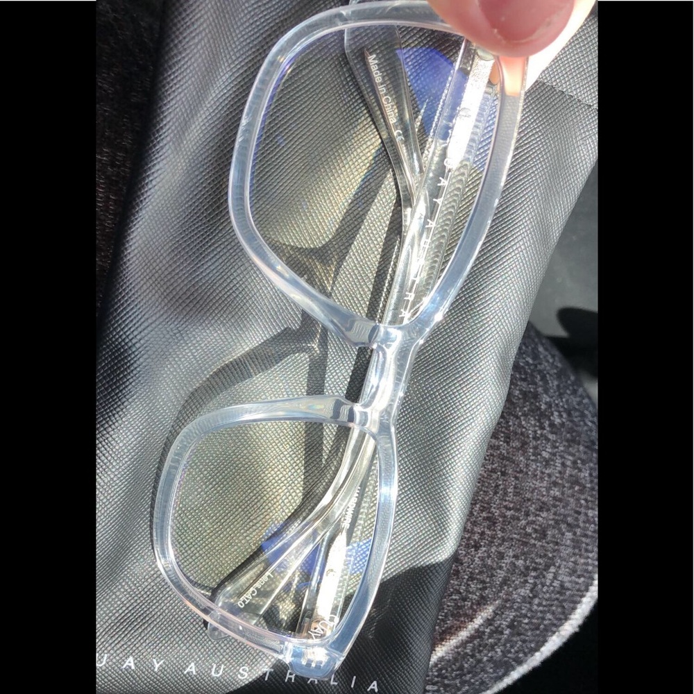 Quay Australia Clear Hardwire Blue Light Glasses.